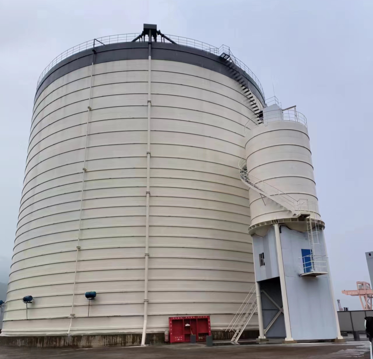 三家镇10万吨水泥钢板库